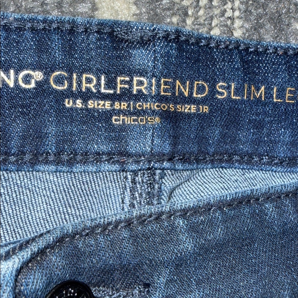 Size 8 = 1 Chico's So Slimming Girlfriend Slim Leg Ankle Dark Blue Jeans - Picture 4 of 6